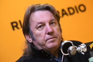 «Собирали бы по частям»: Юрий Лоза чудом выжил после падения громадной сосульки