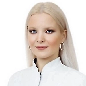 Зимой в рационе обычно меньше свежих овощей и фруктов, что может приводить к недостатку витамина C. Также возможен дефицит витамина D из-за нехватки солнечного света и витаминов группы B — особенно у людей с высокой умственной нагрузкой. Это может ослаблять иммунную защиту.