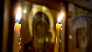 Священник рассказал, о чём молиться переданным РПЦ иконам «Богоматерь Владимирская» и «Богоматерь Донская»