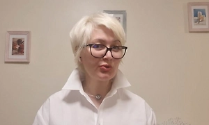Писательница Ницой назвала русский язык «болезнью» и призвала от неё лечиться

