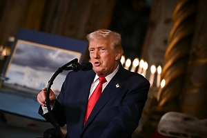 «Взаимное недоверие — абсолютное»: Почему Трамп после угроз заговорил о перемирии с Ираном