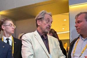 Отец Илона Маска остался под впечатлением от красоты россиян