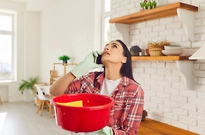 Как не остаться с разлитым корытом и пустым карманом после залива соседей: советы юриста