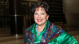 «Выращивали во мне инфекцию»: Звезда фильма «Три плюс два» назвала виновников своих бед