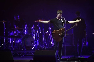 Гитару лидера Oasis Ноэла Галлахера выставят на аукцион в США за $60–80 тыс.