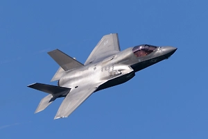 WSJ: США поразили свыше 50 целей на важном для экспорта нефти Ирана острове Харк