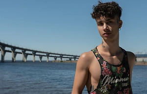 «Плыви и смывай грехи»: В Тюмени нашли тело 25-летнего рэпера, утонувшего по приказу «Саши Белого»