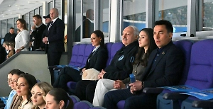 Лукашенко сдержал слово и пришёл поддержать «Динамо-Минск» в плей-офф КХЛ