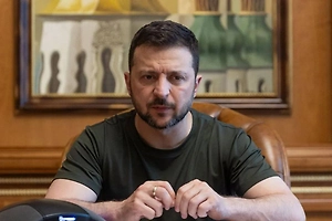 Мольба утром, хвастовство вечером: В КНР разоблачили «иллюзию» Зеленского о перемирии