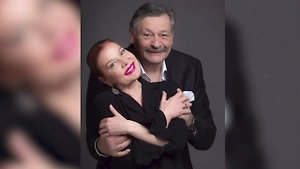 «Родина — это не лозунг»: Сбежавшая чета Назаровых слёзно молит Госдуму пустить её в Россию