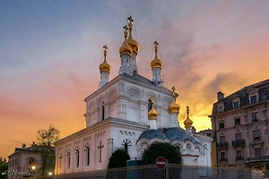 В Женеве вандал разбил 160-летний витраж православного собора и пытался проникнуть в алтарь