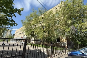 В Лобне обломки дрона упали на территорию поликлиники