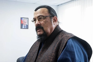 Стивен Сигал стал попечителем российского патриотического центра «Наследие»
