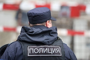 Петербуржца дважды ограбили одни и те же люди, которым задолжал его друг