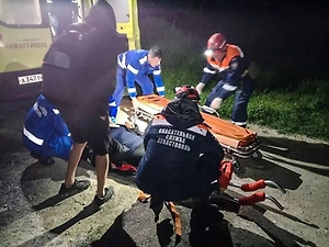 В Севастополе спасли женщину, упавшую с 10-метрового обрыва на мысе Фиолент