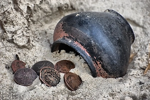 Под Берлином школьник нашёл древнегреческую монету возрастом 2300 лет
