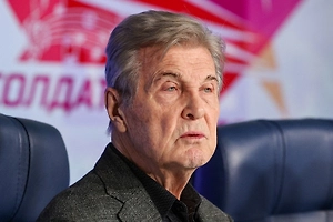Лещенко осудил лозунги и фальшь в современных патриотических песнях