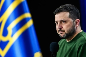 На Украине проводится кампания по свержению Зеленского, заявил политолог