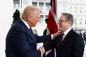 Трамп: Стармер должен сам определиться с решением об отставке