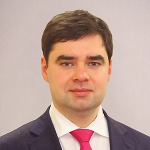Это достаточно подробное, обстоятельное, ёмкое, всеобъемлющее интервью, которое действительно позволяет с полной ответственностью говорить, что правительство прекрасно понимает весь спектр и масштаб задач и вызовов, с которыми сегодня столкнулась российская экономика. За плечами большой положительный опыт, особенно если мы будем говорить про период 2022-2023 годов, когда в условиях действительно беспрецедентного, не имеющего аналогов санкционного давления на нашу страну, Россия продемонстрировала очень серьёзный экономический рост и сейчас уверенно занимает четвертую строчку в числе сильнейших экономик мира по паритету покупательной способности.