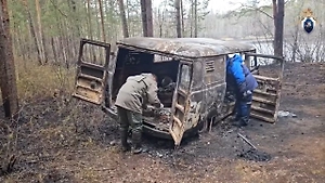В ХМАО трое рыбаков сгорели заживо в машине, пытаясь согреться газовой горелкой