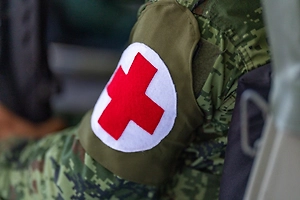 Россиянка отправилась в зону СВО из декрета спасать бойцов после одного сообщения от мужа-военного