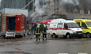 Три человека могут быть под завалами после взрыва газа в Липецке