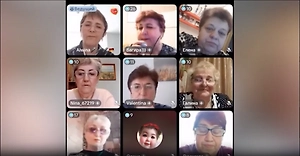 От «Блестящих» до мрачного шансона: Бабушки превратили TikTok в площадку для онлайн-караоке