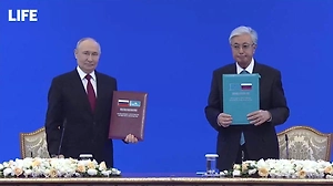 Путин и Токаев подписали пакет документов по итогам переговоров
