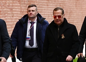 Медведев заявил об участии европейского оружия в атаках на Россию