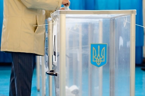 Подоляк допустил выборы президента Украины весной 2027 года, но с одной оговоркой