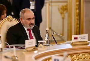 Захарова нашла проблему в планах Пашиняна уйти в отпуск вместо саммита ЕАЭС