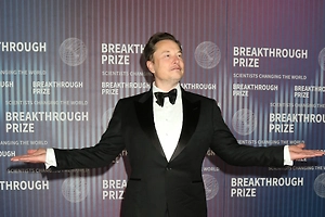SpaceX замахнулась на крупнейшее IPO в истории — это сулит Илону Маску статус триллионера