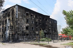 Крайне тяжёлое состояние: Врачи пытаются спасти жизнь пострадавшего при теракте в Старобельске