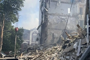 Студента колледжа в Старобельске силой взрыва выбросило из здания на улицу