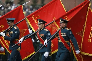 В Берлине на День Победы введут запрет на символику России и военные песни
