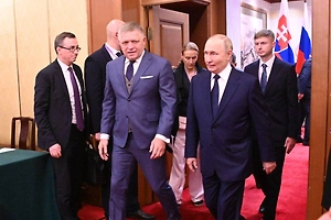 Фицо поблагодарил Путина за традиционное российское гостеприимство