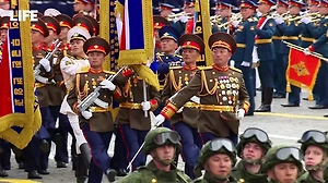 Военные КНДР впервые прошли по Красной площади на Параде Победы