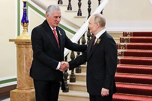 Президент Кубы поблагодарил Путина и народ РФ за подвиг в борьбе с фашизмом