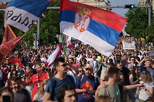 Шойгу заявил о подготовке «цветной революции» в Сербии по сценарию евромайдана
