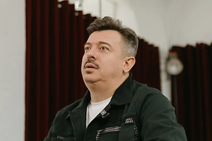 Чтобы сделать что-то значимое, нужно смотреть туда, куда никто не смотрит. То есть себе под ноги.