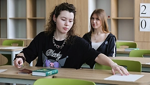 В Госдуме предложили компенсировать выпускникам ошибки в ЕГЭ баллами