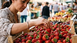 Как выбрать вкусную клубнику в 2026: 7 признаков спелой ягоды и советы экспертов