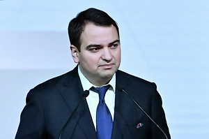 Армянскому оппозиционеру Нареку Карапетяну запретили покидать страну