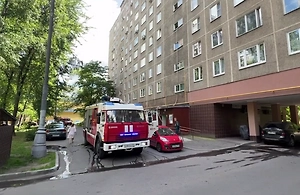Life.ru публикует видео с места пожара в Москве, в котором погибла девушка