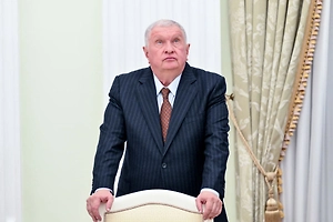 Глава «Роснефти» придумал меры по стабилизации рынка топлива: ключевых пунктов 2