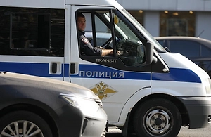 325 сим-карт и $500 в месяц: В Петербурге поймали помощника мошенников с Украины