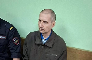 Суд арестовал мужчину, который зарезал и расчленил сестру в квартире в Москве