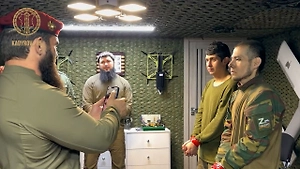 Брошены своими, спасены чужими: Кадыров показал видео с пленными колумбийскими наёмниками
