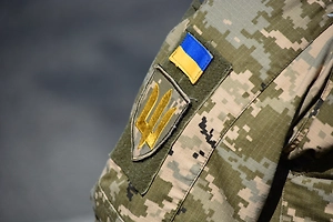 «Наживую резали»: Российскому военному выжгли трезубец на лбу в плену у ВСУ